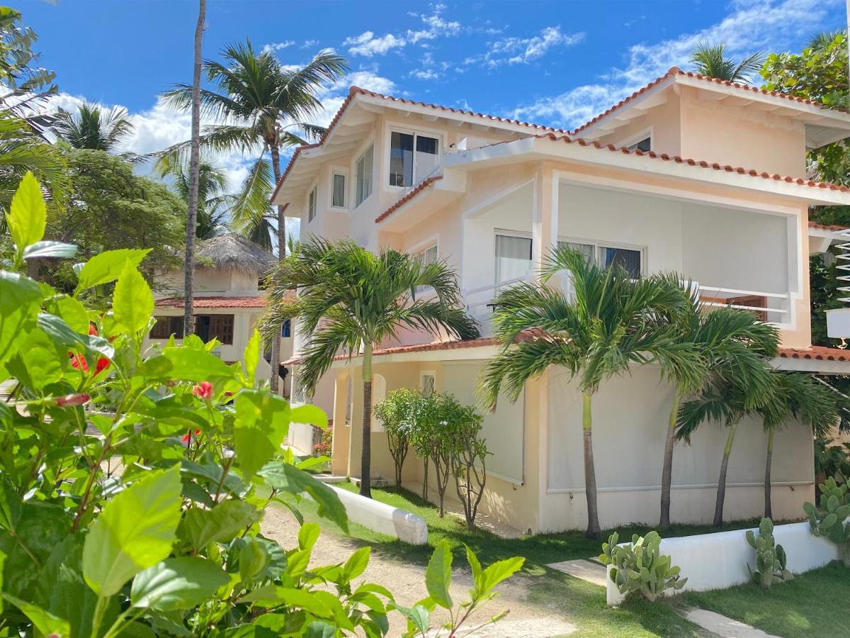 Los Corales Villas And Suites - Beach Club, Spa, Restaurants Punta Cana Ngoại thất bức ảnh